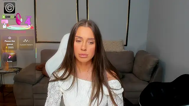 Snapshot of Anya-Ray chatting on December 2025 01:17:04 PM Anya-Ray online show from December 2025 01:17:04 PM