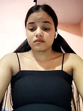 Snapshot of RAYI_123 chatting on March 2026 05:57:01 AM RAYI 123 online show from March 2026 05:57:01 AM