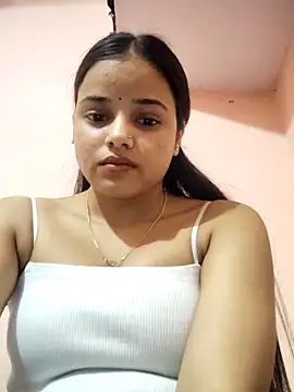 Snapshot of RAYI_123 chatting on March 2026 06:21:01 AM RAYI 123 online show from March 2026 06:21:01 AM