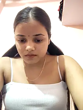 Snapshot of RAYI_123 chatting on April 2026 02:06:01 PM RAYI 123 online show from April 2026 02:06:01 PM