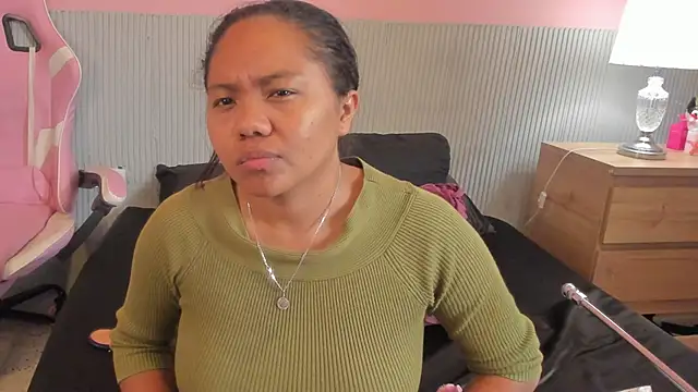 yeikafoxy online show from April 2026 11:33:01 AM