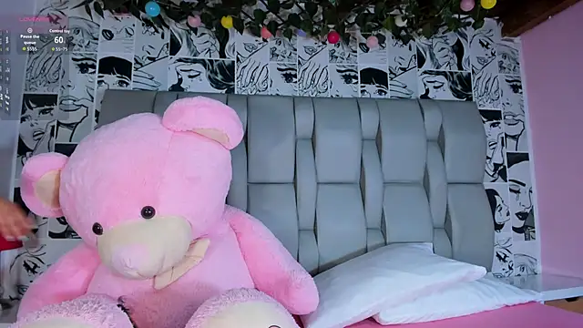 Snapshot of LucyRosse chatting on December 2025 11:15:01 AM LucyRosse online show from December 2025 11:15:01 AM