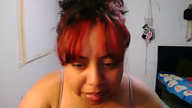 Snapshot of alexandraluv chatting on November 2025 11:59:02 PM alexandraluv online show from November 2025 11:59:02 PM