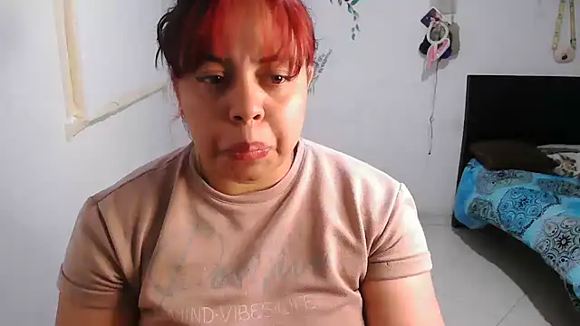 Snapshot of alexandraluv chatting on December 2025 03:12:02 AM alexandraluv online show from December 2025 03:12:02 AM