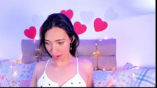 Snapshot of Miss_veronicaa2 chatting on February 2025 12:03:02 PM Miss veronicaa2 online show from February 2025 12:03:02 PM