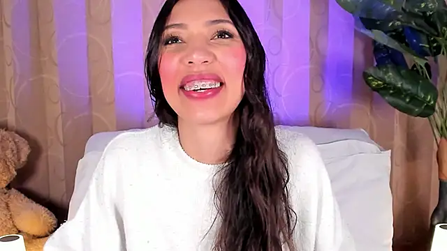 Miss veronicaa2 online show from March 2026 01:18:01 PM