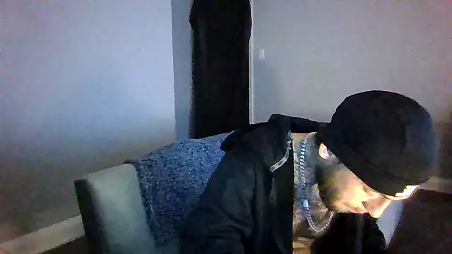 cruz815 online show from January 2026 02:26:01 AM