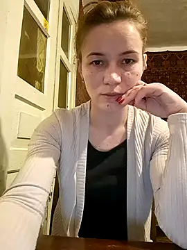 Snapshot of Belladonna253 chatting on February 2025 09:38:02 PM Belladonna253 online show from February 2025 09:38:02 PM