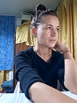 Snapshot of Belladonna253 chatting on October 2025 10:49:01 AM Belladonna253 online show from October 2025 10:49:01 AM