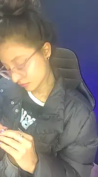 mac-sara online show from March 2025 11:20:01 PM