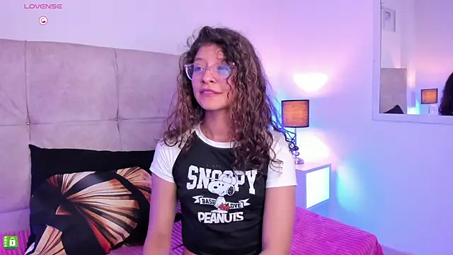 mac-sara online show from March 2025 02:04:01 AM