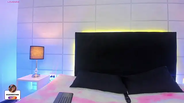 mac-sara online show from October 2025 07:25:02 PM