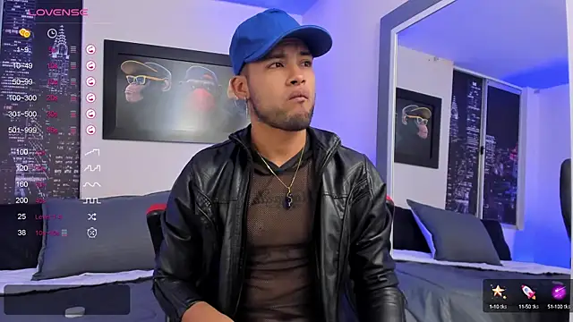 Snapshot of Max_Conor1 chatting on February 2025 11:32:02 AM Max Conor1 online show from February 2025 11:32:02 AM