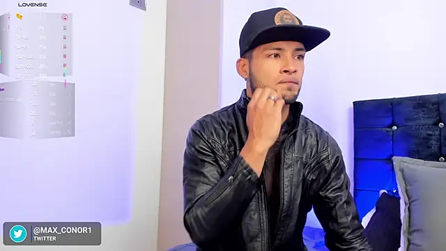 Snapshot of Max_Conor1 chatting on October 2025 01:43:02 PM Max Conor1 online show from October 2025 01:43:02 PM