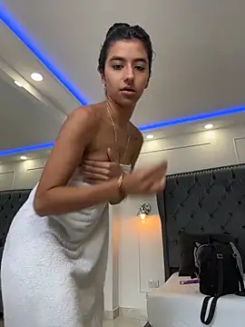 eva roseee online show from June 2026 09:15:01 PM