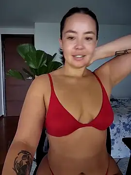 RenEnvy online show from March 2025 02:15:02 PM