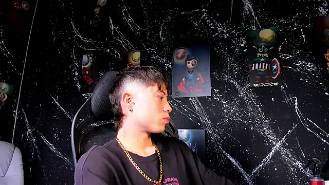 Snapshot of marcuscollins1_ chatting on February 2025 02:49:01 PM marcuscollins1 online show from February 2025 02:49:01 PM