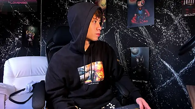 Snapshot of marcuscollins1_ chatting on February 2025 01:39:01 PM marcuscollins1 online show from February 2025 01:39:01 PM