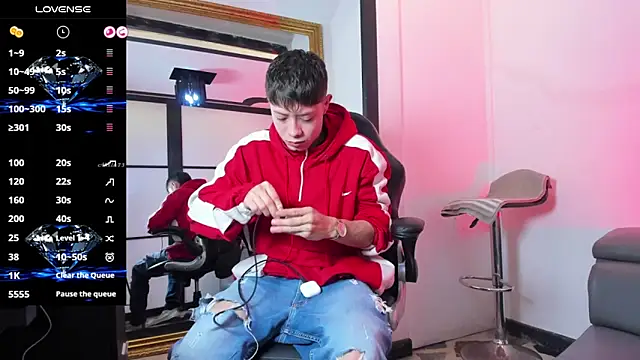 Snapshot of marcuscollins1_ chatting on September 2025 12:27:02 PM marcuscollins1 online show from September 2025 12:27:02 PM