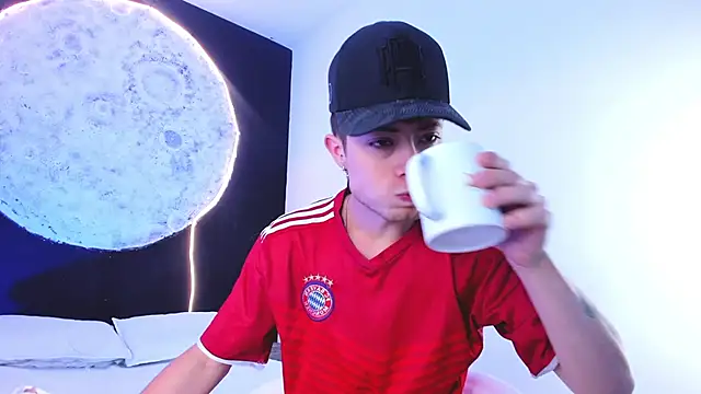 Snapshot of marcuscollins1_ chatting on November 2025 02:11:01 PM marcuscollins1 online show from November 2025 02:11:01 PM