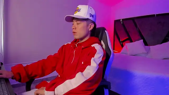 Snapshot of marcuscollins1_ chatting on November 2025 01:37:02 PM marcuscollins1 online show from November 2025 01:37:02 PM