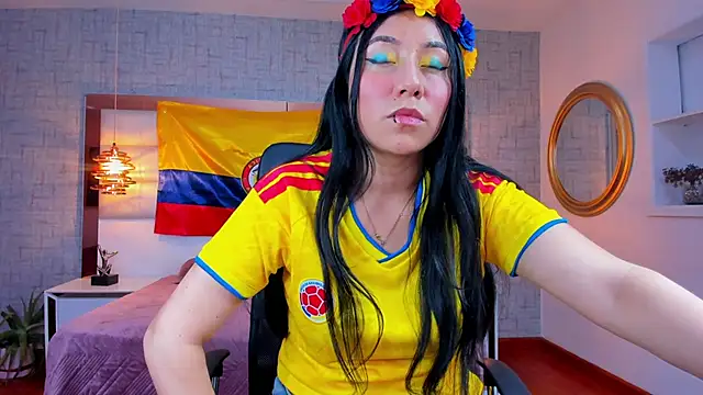 Nohemi louse online show from June 2026 07:30:02 PM
