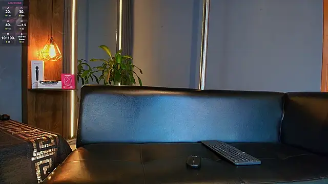 Snapshot of _FireandDesire chatting on September 2025 06:06:02 AM FireandDesire online show from September 2025 06:06:02 AM