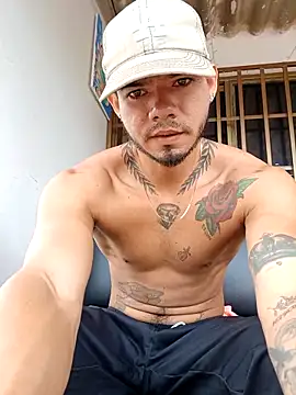 Niick01  online show from February 2026 04:01:01 PM