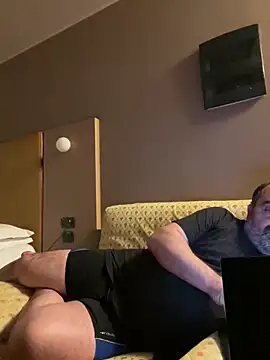 Snapshot of fuocovivo4 chatting on February 2025 07:31:02 PM fuocovivo4 online show from February 2025 07:31:02 PM