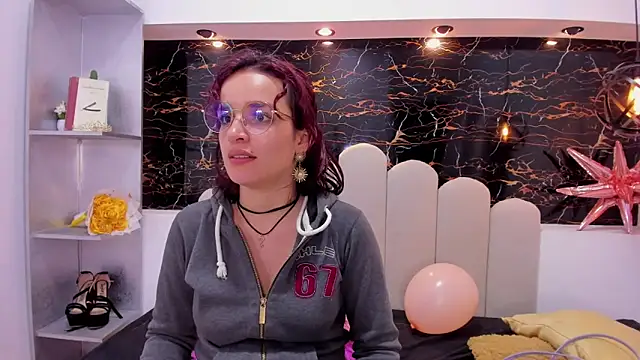 Snapshot of Annyrosee chatting on November 2025 01:05:01 AM Annyrosee online show from November 2025 01:05:01 AM