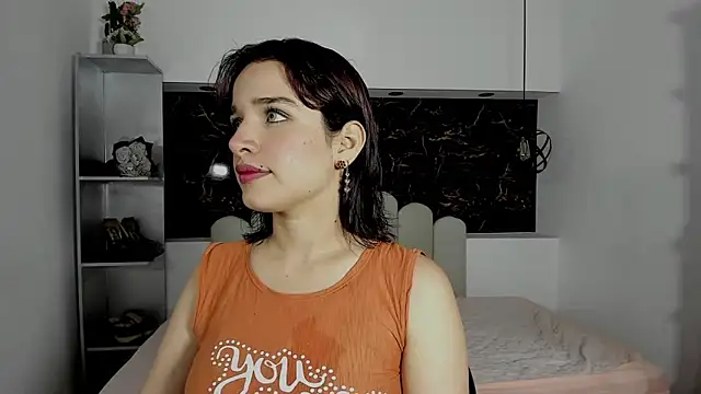 Snapshot of Annyrosee chatting on February 2026 08:13:01 PM Annyrosee online show from February 2026 08:13:01 PM