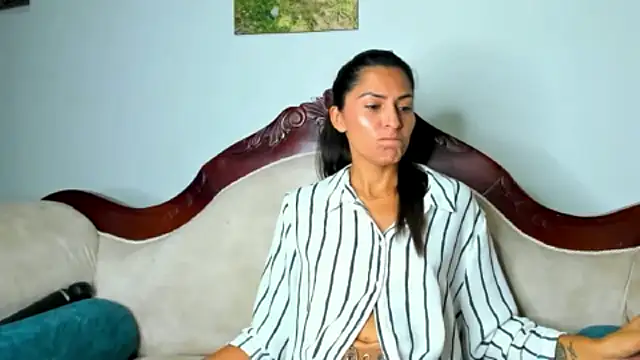 Snapshot of Sofiadelacruz chatting on October 2025 10:17:01 PM Sofiadelacruz online show from October 2025 10:17:01 PM