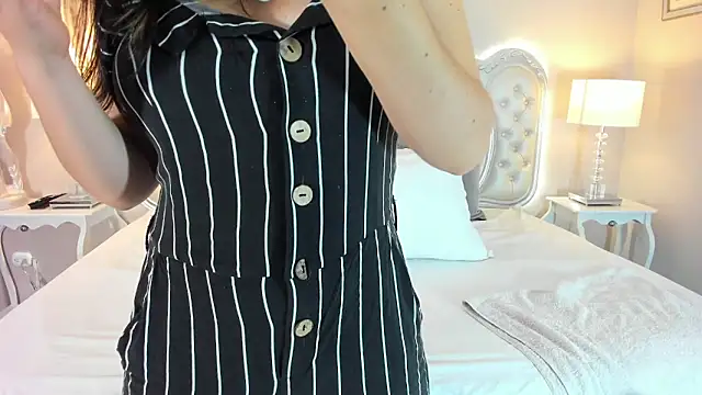 LinnaEvanson online show from February 2025 04:10:02 AM