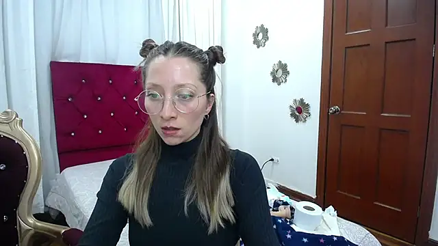 Carlin Diaz online show from March 2025 03:01:01 AM