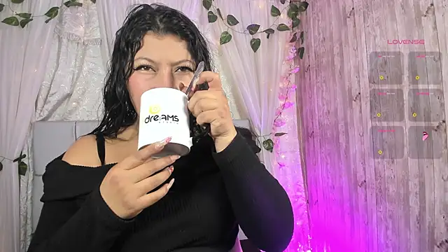 Snapshot of Rachel_new20 chatting on October 2025 08:53:02 PM Rachel new20 online show from October 2025 08:53:02 PM