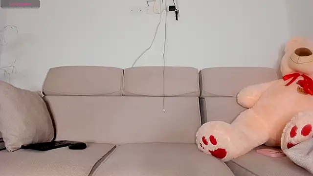 Snapshot of curly_sweett1 chatting on February 2026 01:53:01 AM curly sweett1 online show from February 2026 01:53:01 AM