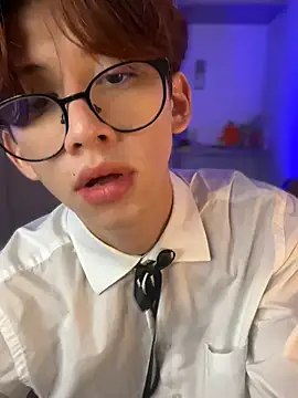 jacob and sam online show from November 2025 01:58:02 PM