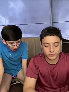 Snapshot of jacob_and_sam chatting on June 2026 10:58:01 PM jacob and sam online show from June 2026 10:58:01 PM