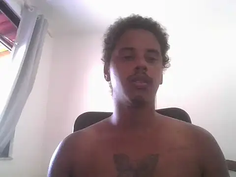 Snapshot of ONegodoce25 chatting on May 2026 05:18:02 PM ONegodoce25 online show from May 2026 05:18:02 PM