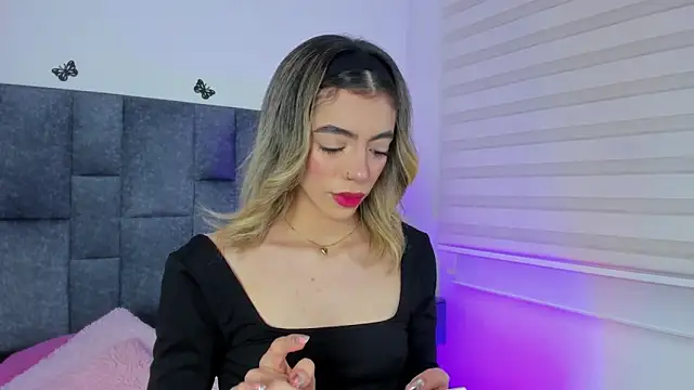 Violetta Ficher online show from April 2026 02:12:02 AM