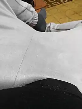 NAvoglia online show from March 2025 01:01:01 AM