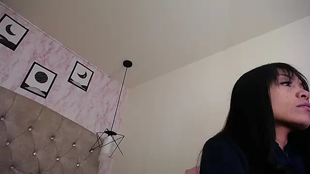 Snapshot of Raichell_ chatting on March 2026 04:18:01 AM Raichell online show from March 2026 04:18:01 AM