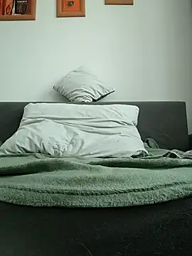 bouraktom6 online show from April 2026 11:43:01 AM