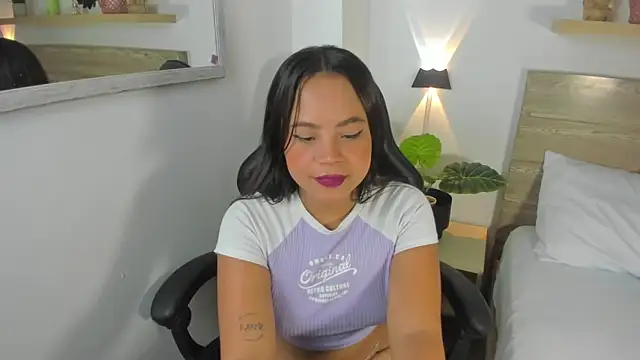 Snapshot of dalila_harris chatting on March 2025 07:34:02 PM dalila harris online show from March 2025 07:34:02 PM