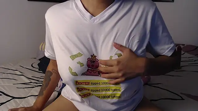 Snapshot of ariana_sweet87 chatting on February 2025 02:53:01 AM ariana sweet87 online show from February 2025 02:53:01 AM