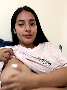 Snapshot of ariana_sweet87 chatting on November 2025 08:46:02 PM ariana sweet87 online show from November 2025 08:46:02 PM