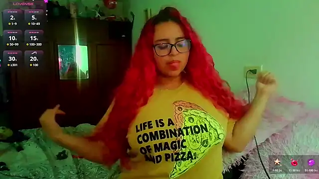 EstefyTabbo online show from July 2026 09:39:02 PM