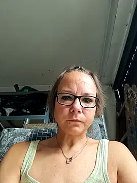 Fuxy-love69 online show from May 2026 08:33:01 AM