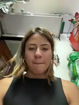 Andrea18 blonde online show from December 2025 05:39:02 PM