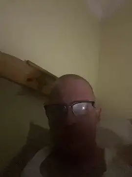 Snapshot of ClimbedCaelum chatting on October 2025 06:11:02 AM ClimbedCaelum online show from October 2025 06:11:02 AM